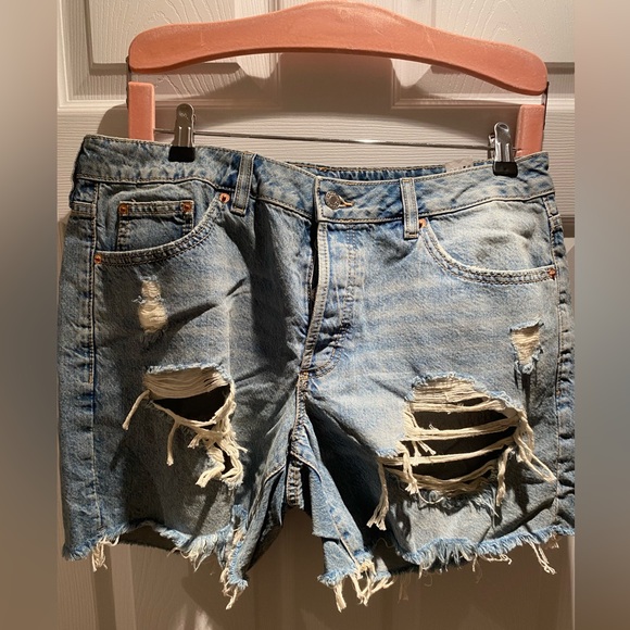 90’s Baggy Jean shorts, NWT! - Picture 2 of 3